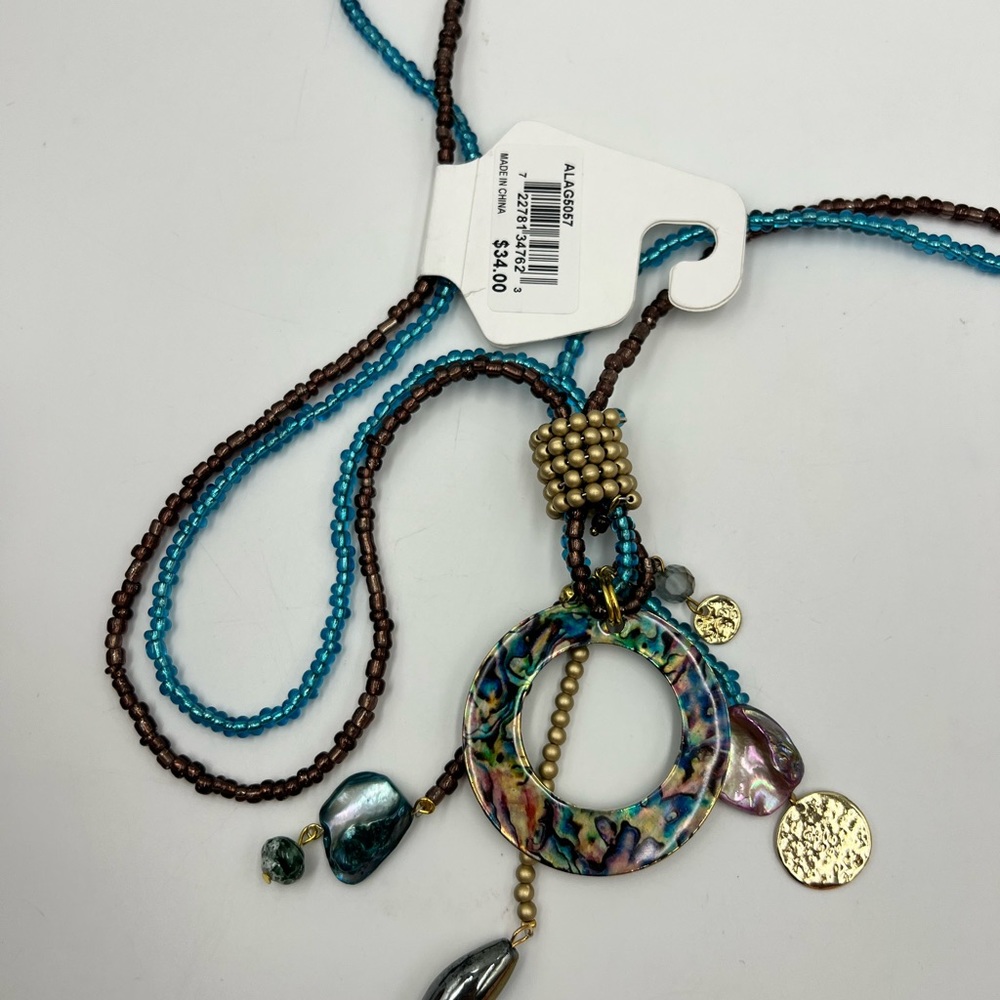 New Direction necklace - Picture 5 of 7